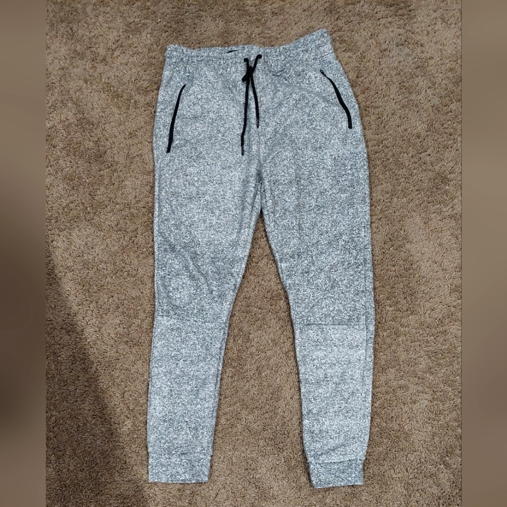 BROOKLYN CLOTH The Jogger Heat Seal Fleece Jogger Sweatpants